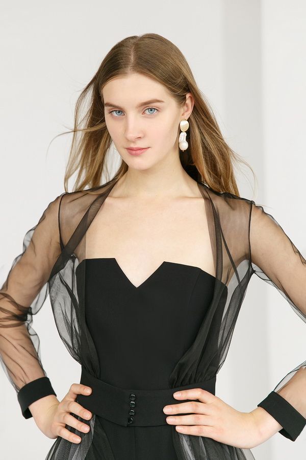 Черный брючный комбинезон