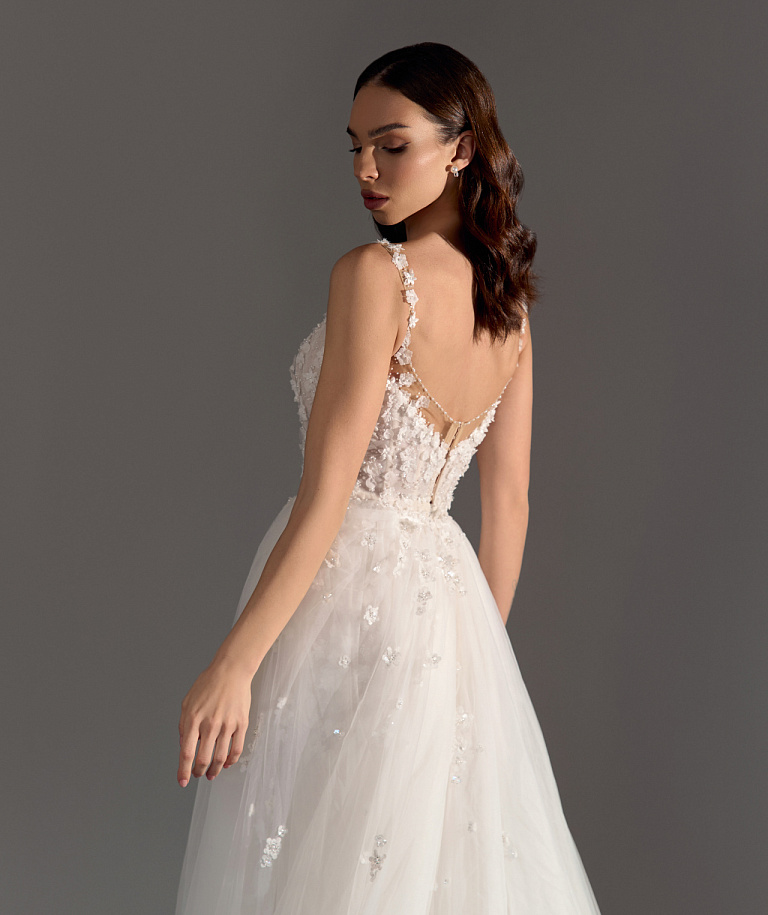 Свадебное платье русалка в кружеве из 3Д цветов