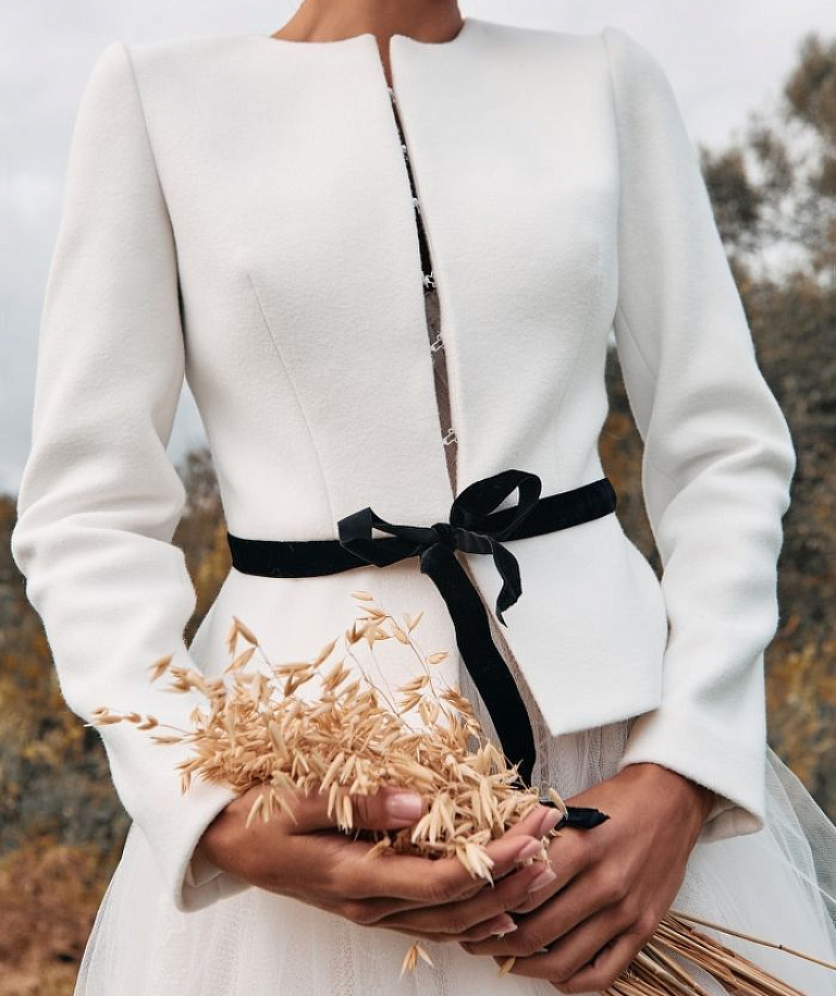 Свадебный белый жакет