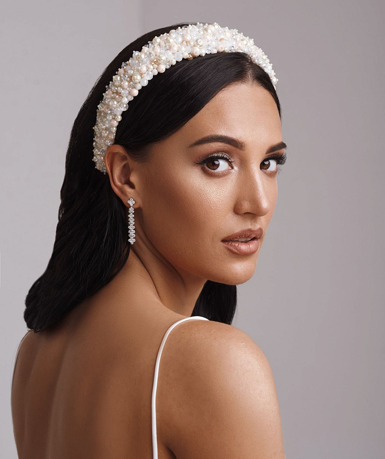 Свадебный ободок для волос с жемчугом