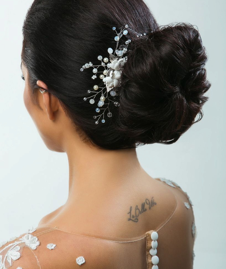 Заколка гребень для волос с декором