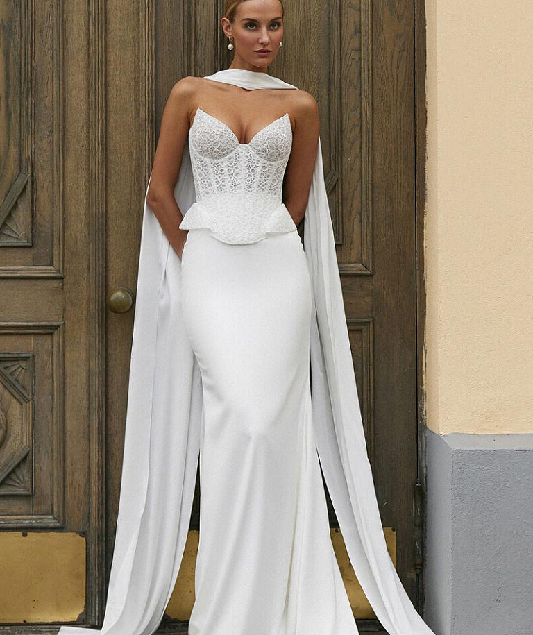 Красивый свадебный комплект с кружевныи топом