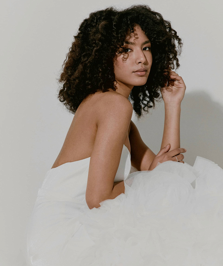 Торжественное свадебное платье из ткани Саншайн