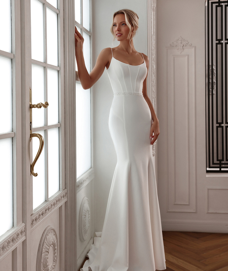 Свадебное платье рыбка с корсетом на косточках