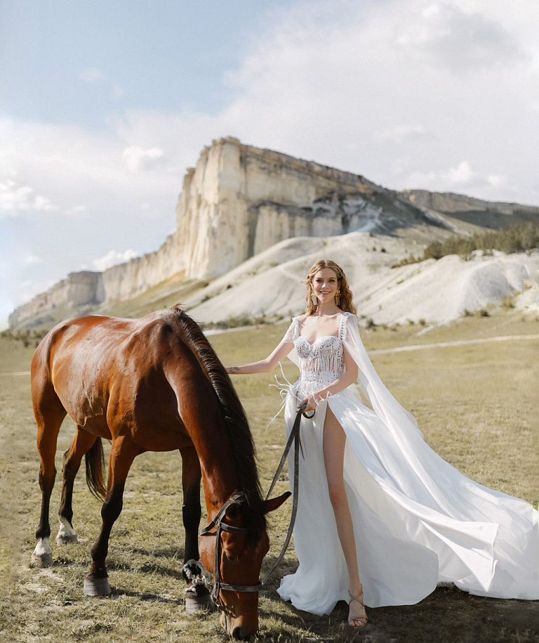 Нежное свадебное платье в стиле бохо