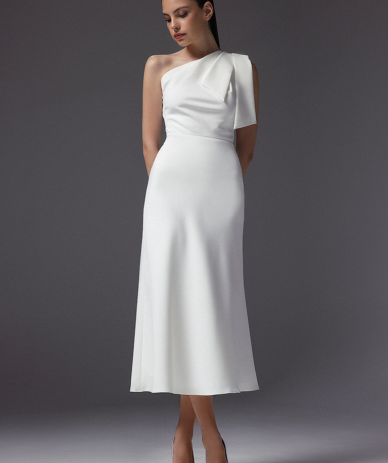 Свадебное платье миди на одно пелчо