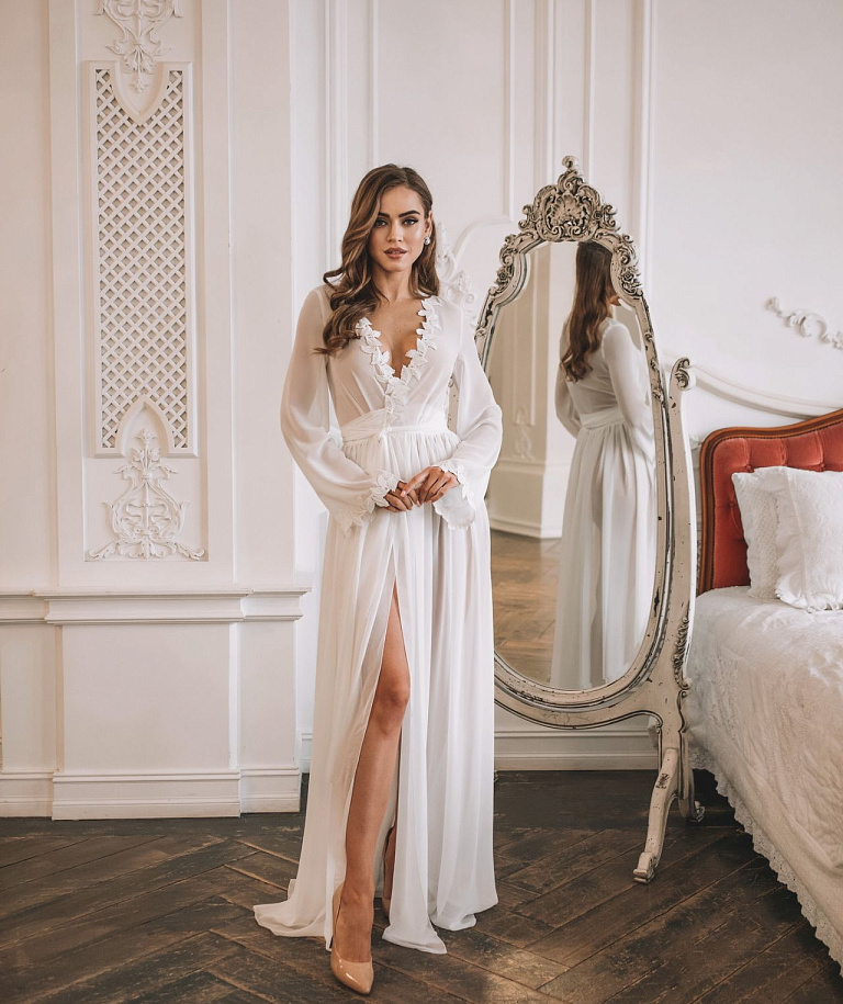 Шифоновый белый халатик