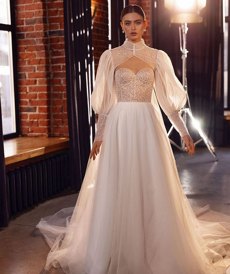 Свадебный кейп с рукавами