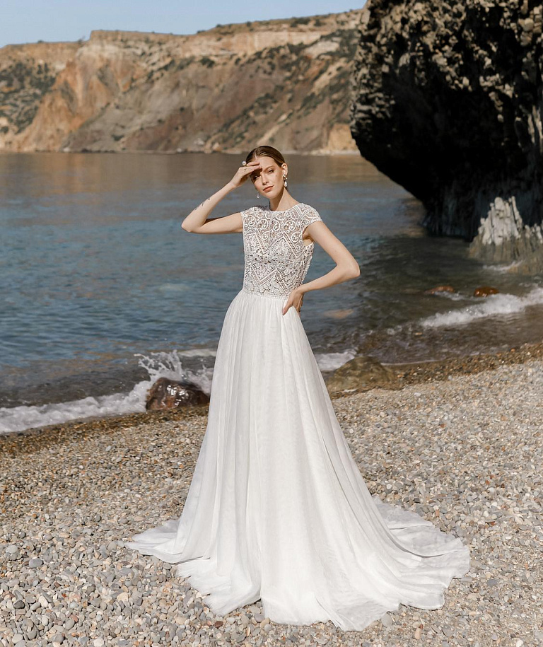 Свадебное платье бохо с открытой спиной