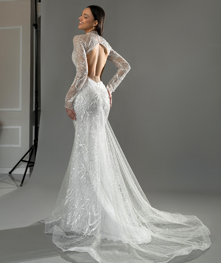 Русалка полностью расшитая мерцающей пайеткой