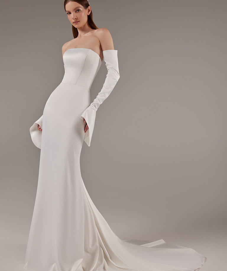 Русалка из атласа-стрейчас со съемными рукавами-клешь