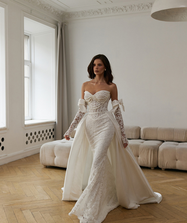 Кружевная русалка с митенками