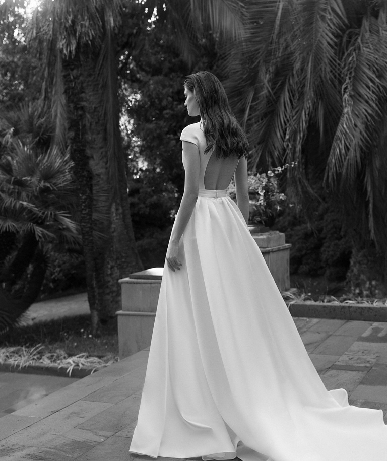 Закрытое свадебное платье рыбка