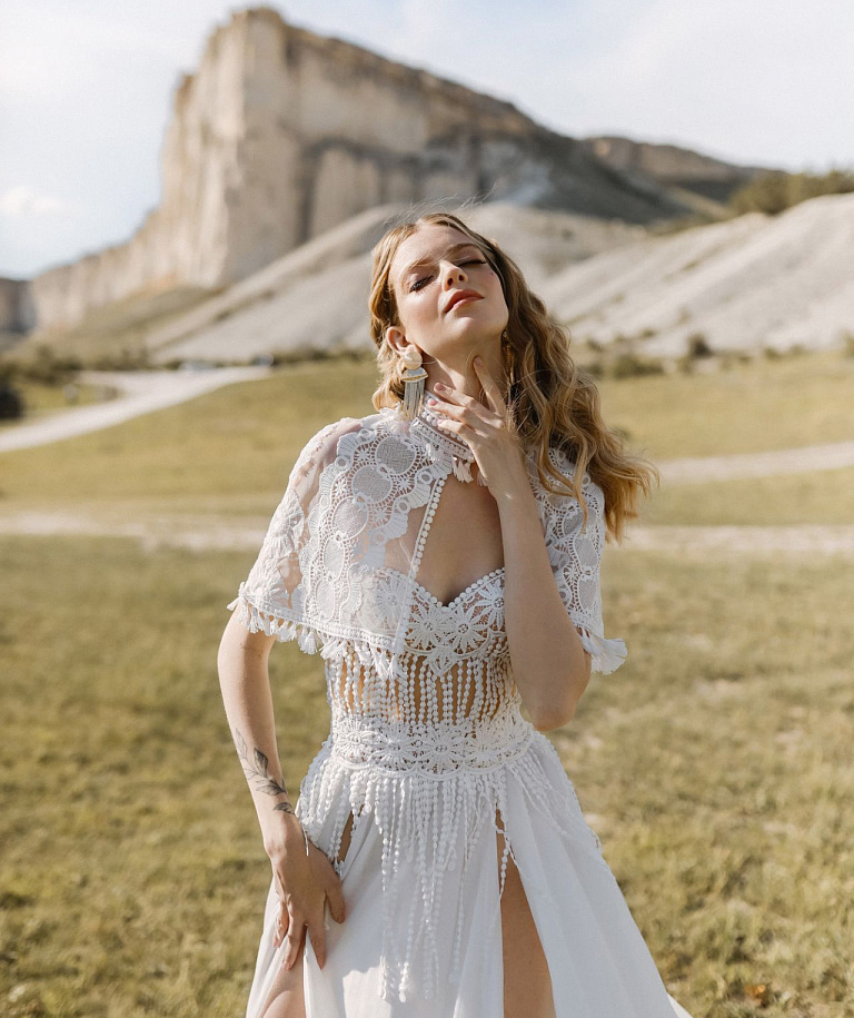 Нежное свадебное платье в стиле бохо