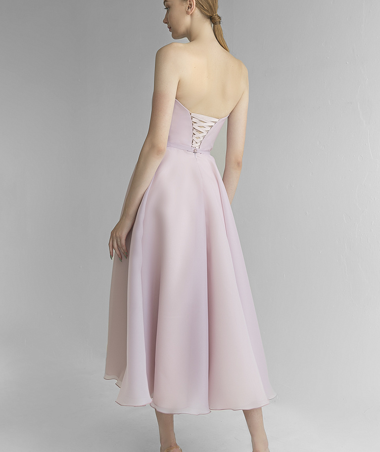 Вечернее платье цвета пудра со съемными рукавами