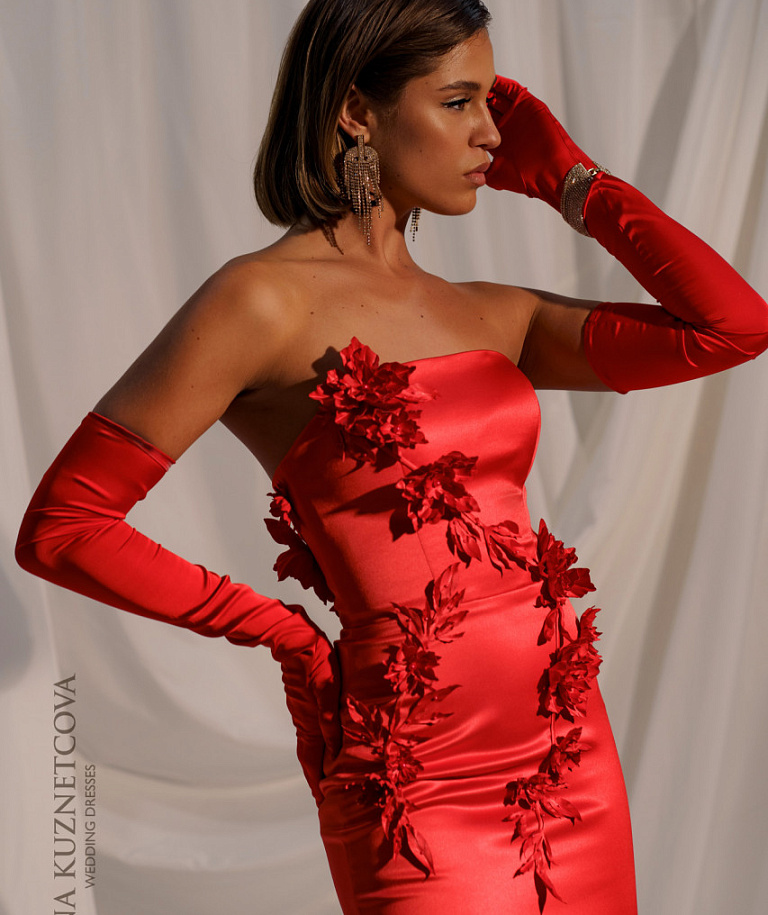 Красное вечернее мини-платье