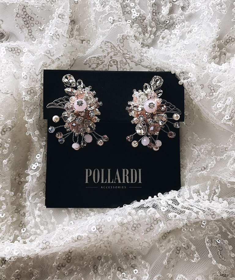 Изящные серьги с жемчугом и кристаллами