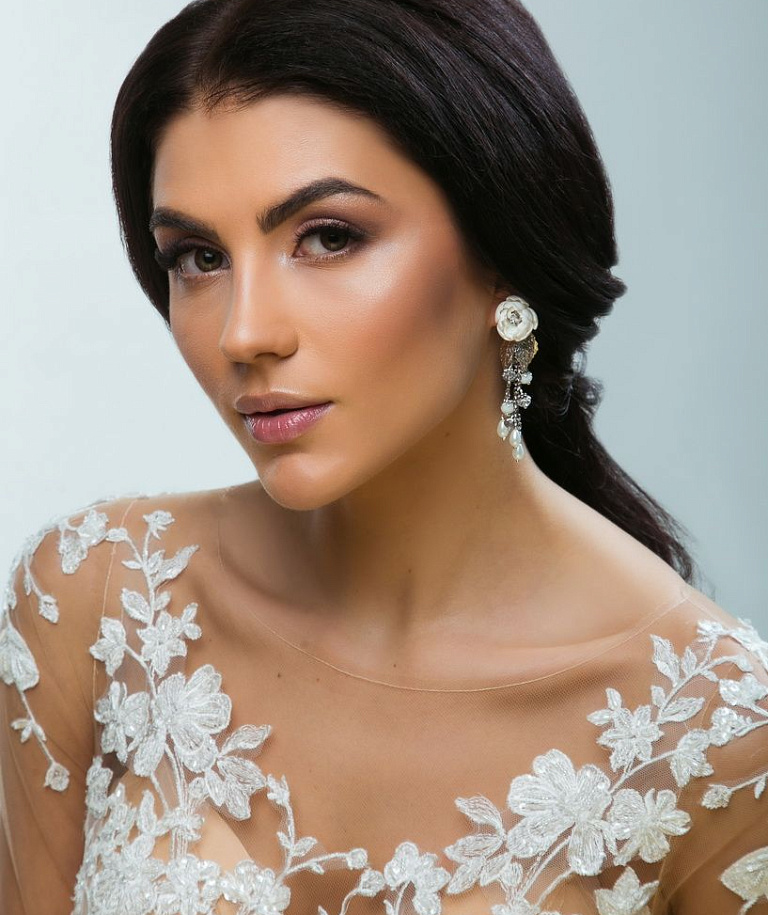 Объёмные серьги в форме цветов