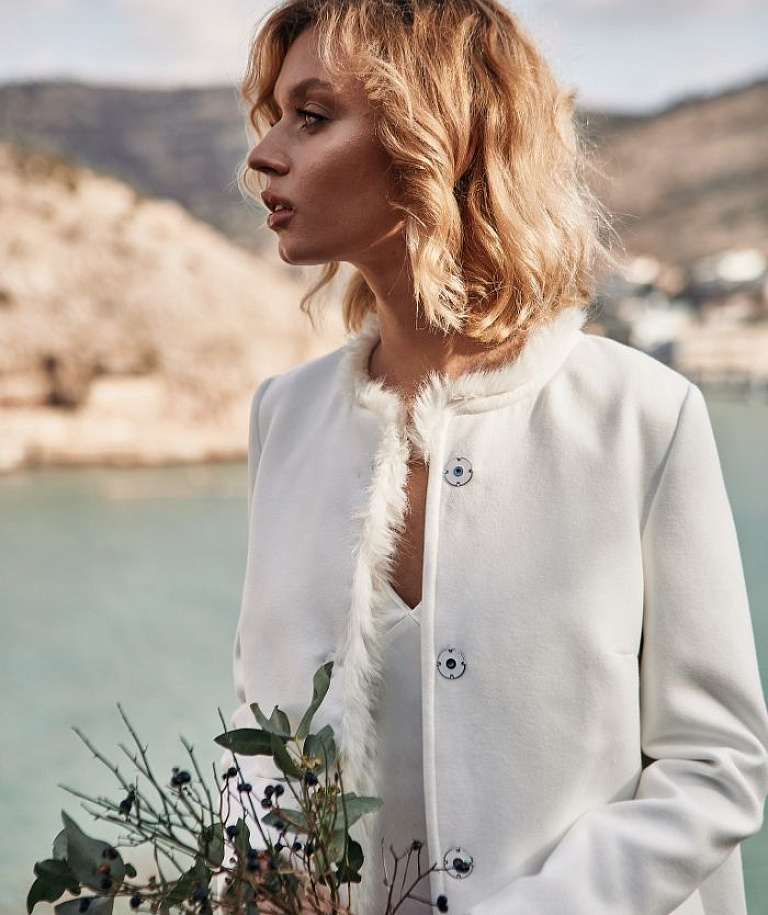 Свадебное пальто с мехом