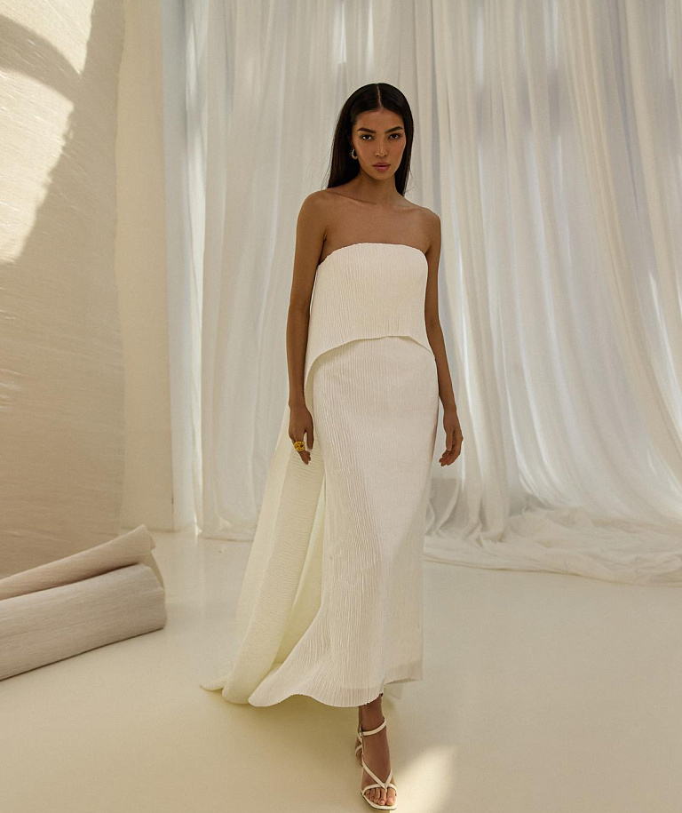 Свадебное платье миди из ткани плиссе