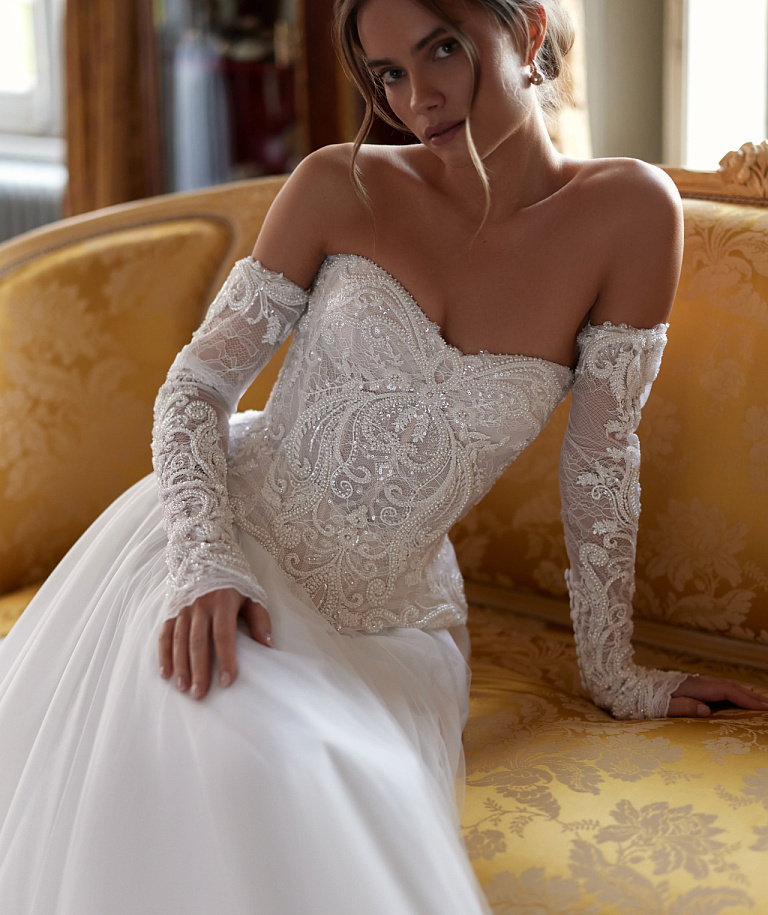 Свадебный комплект с роскошным корсетом