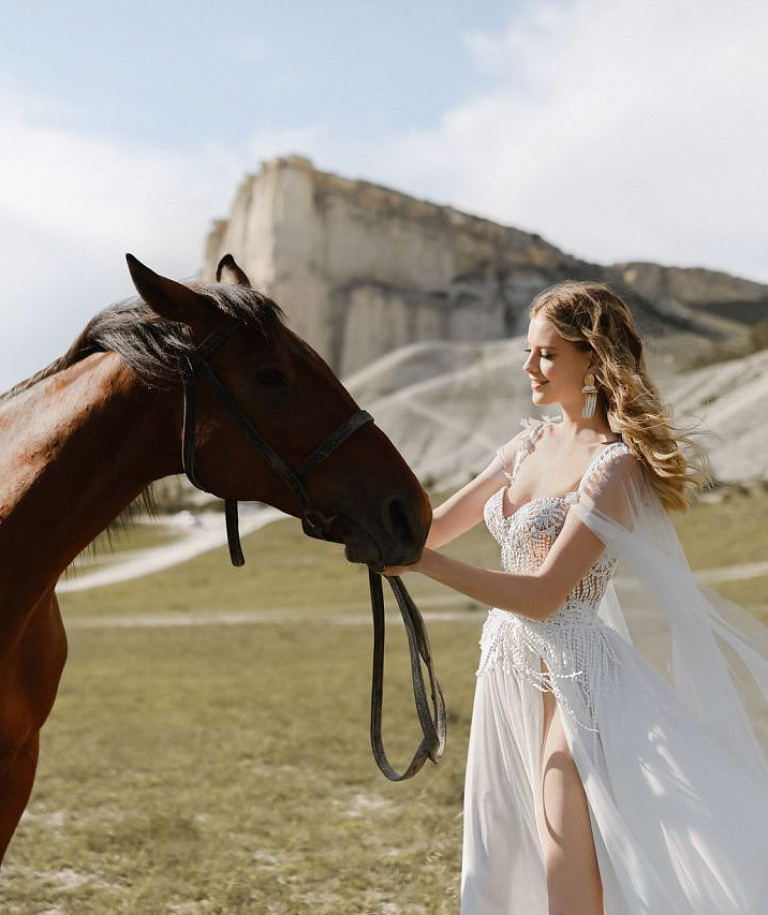 Нежное свадебное платье в стиле бохо