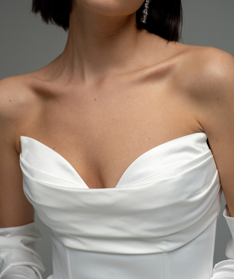 Атласное свадебное платье рыбка