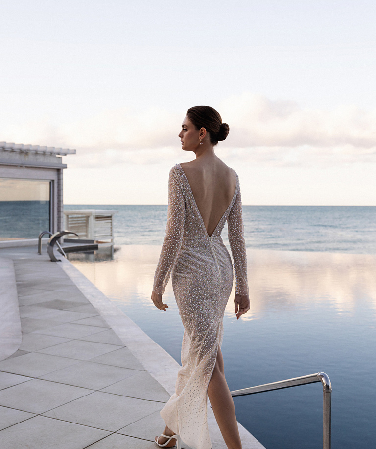 Сверкающее свадебное платье рыбка