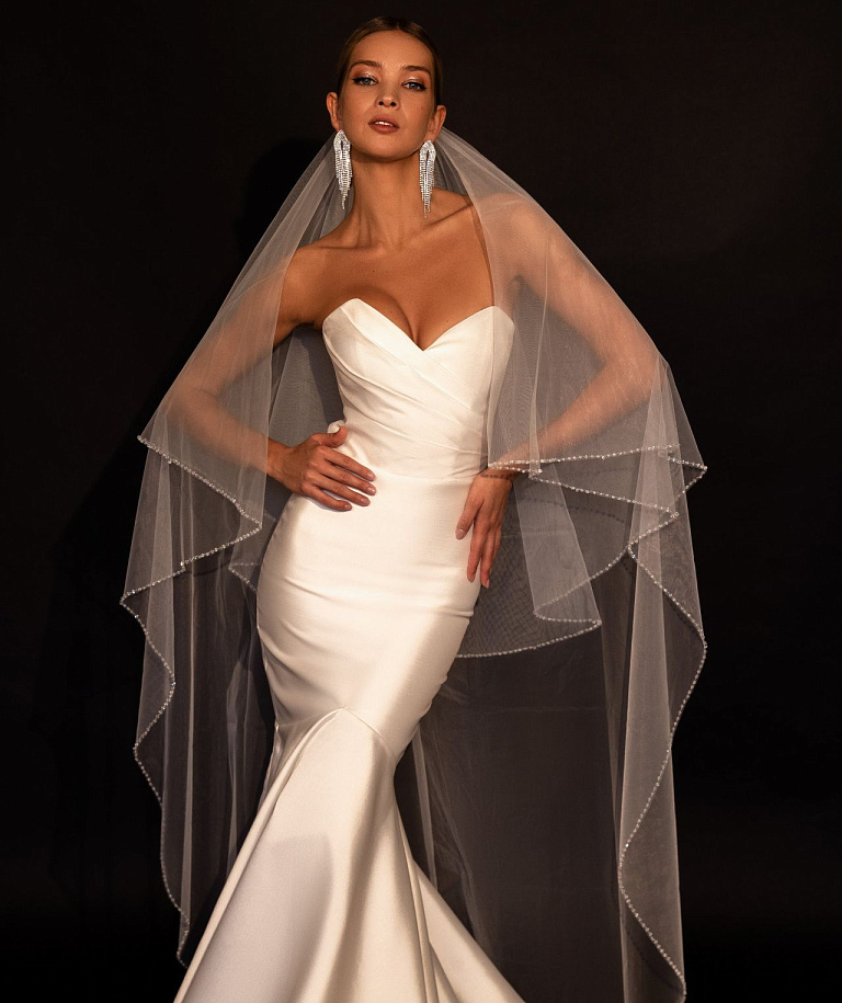 Двойная фата с хрустальной окантовкой