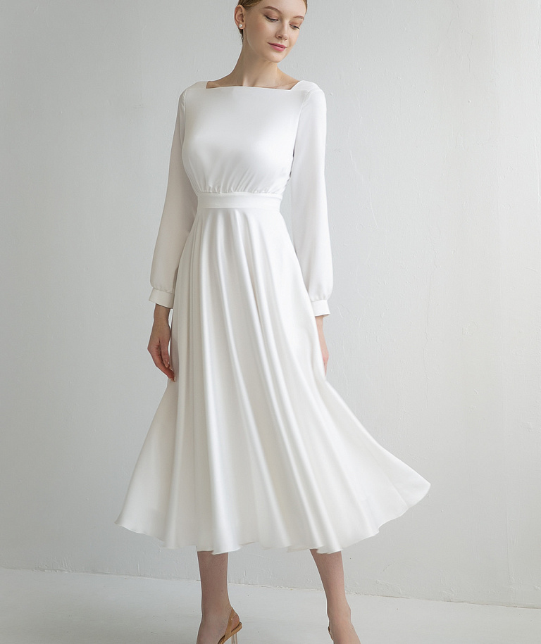 Щёлковое свадебное платье миди с рукавами