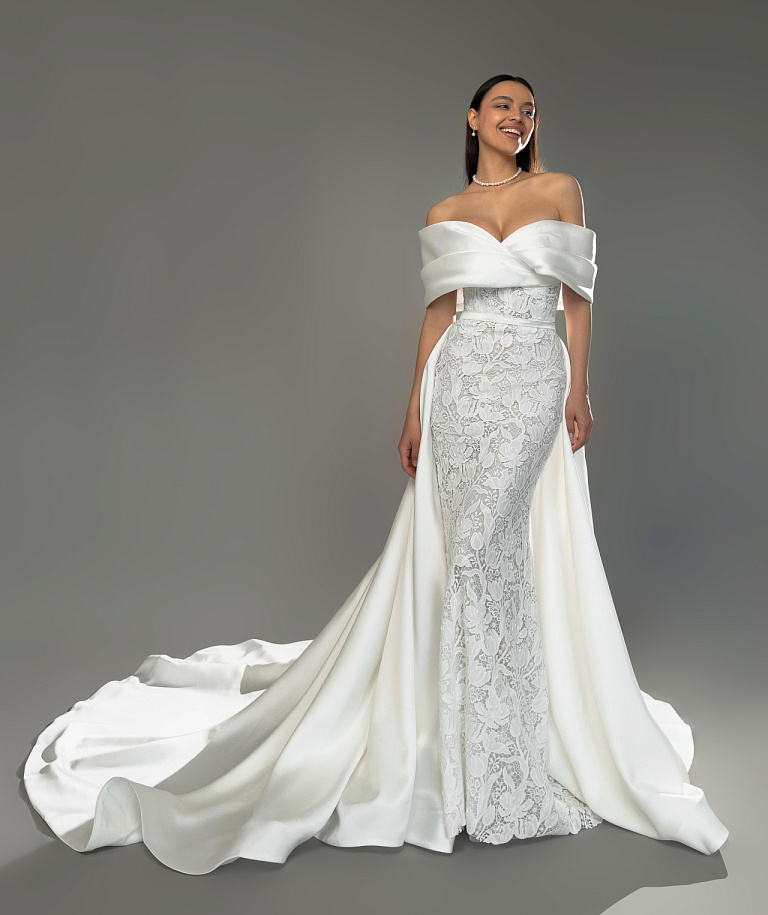 Роскошная кружевная русалка со съемным шлейфом