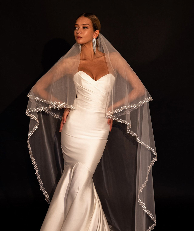 Свадебная фата с перекидом на лицо