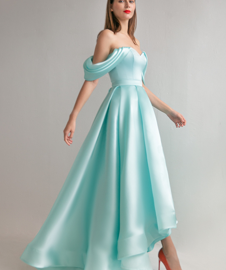 Вечернее платье мятного цвета