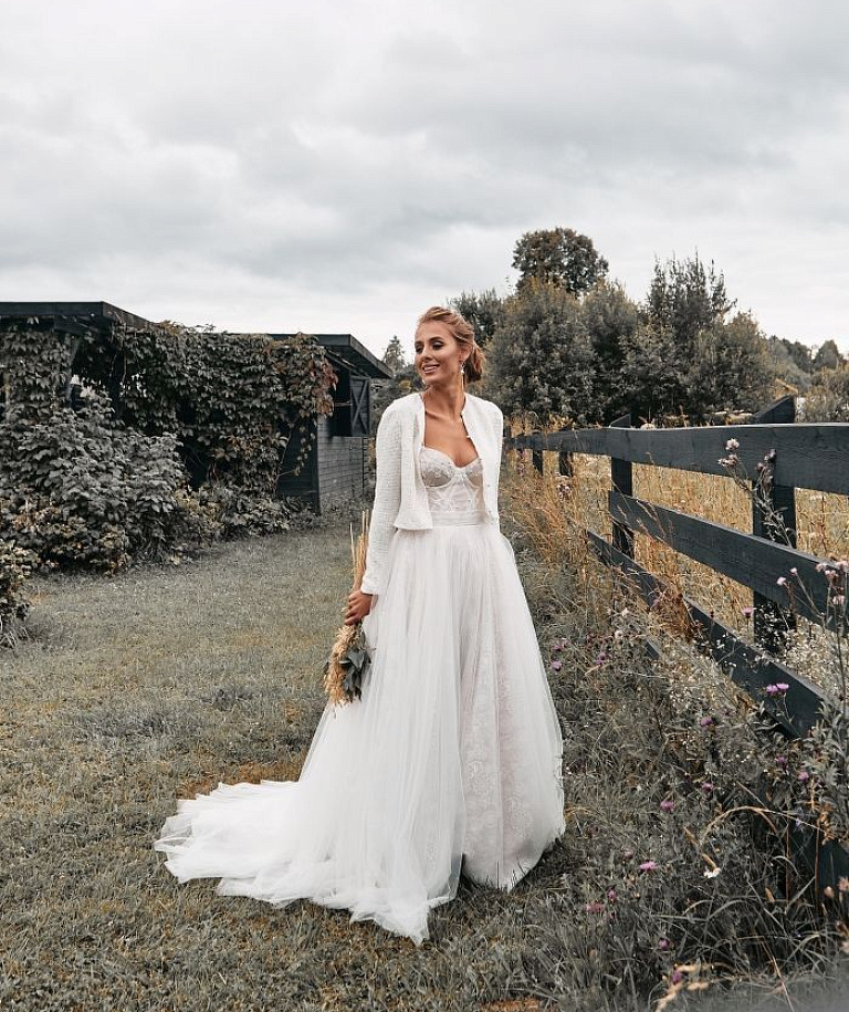 Свадебный жакет с пайетками