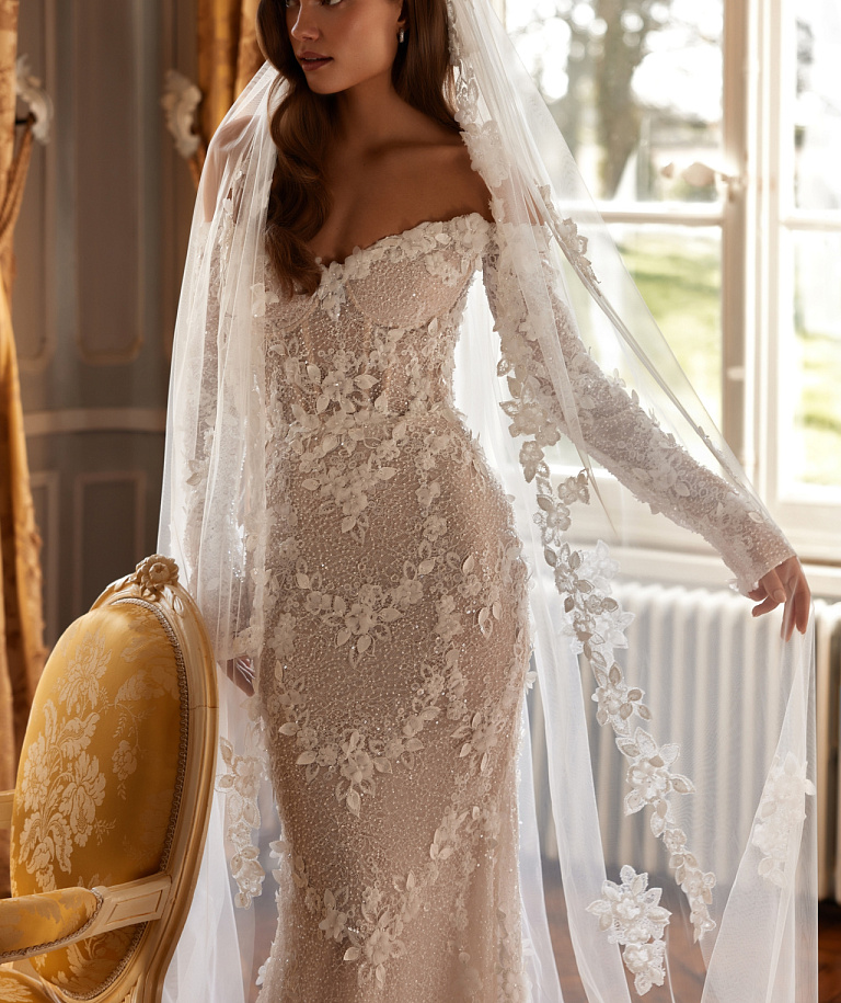 Роскошная русалка с рукавами и открытыми плечами