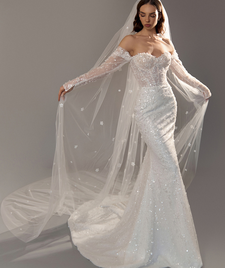 Роскошное свадебное платье рыбка в цветочном кружеве