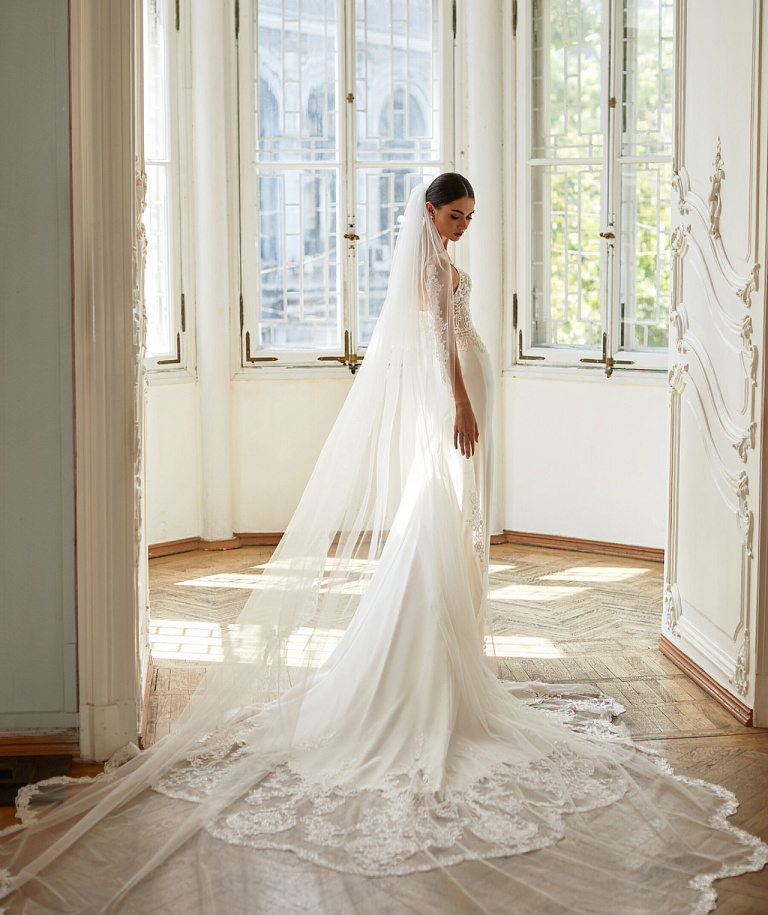 Трёхметровая кружевная фата