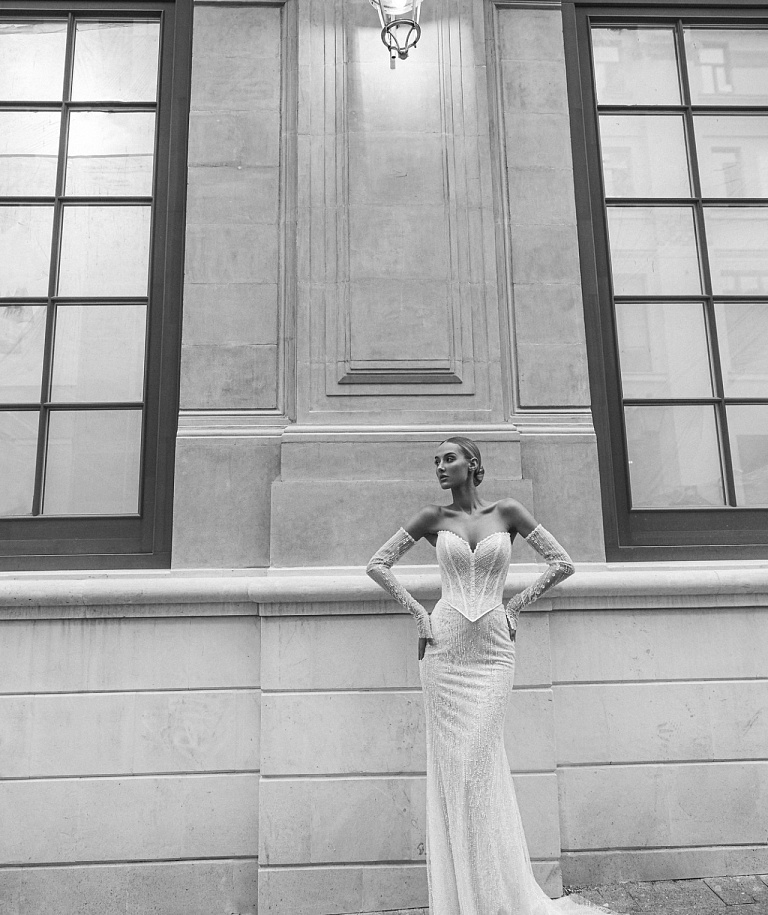 Сверкающий свадебный комплект