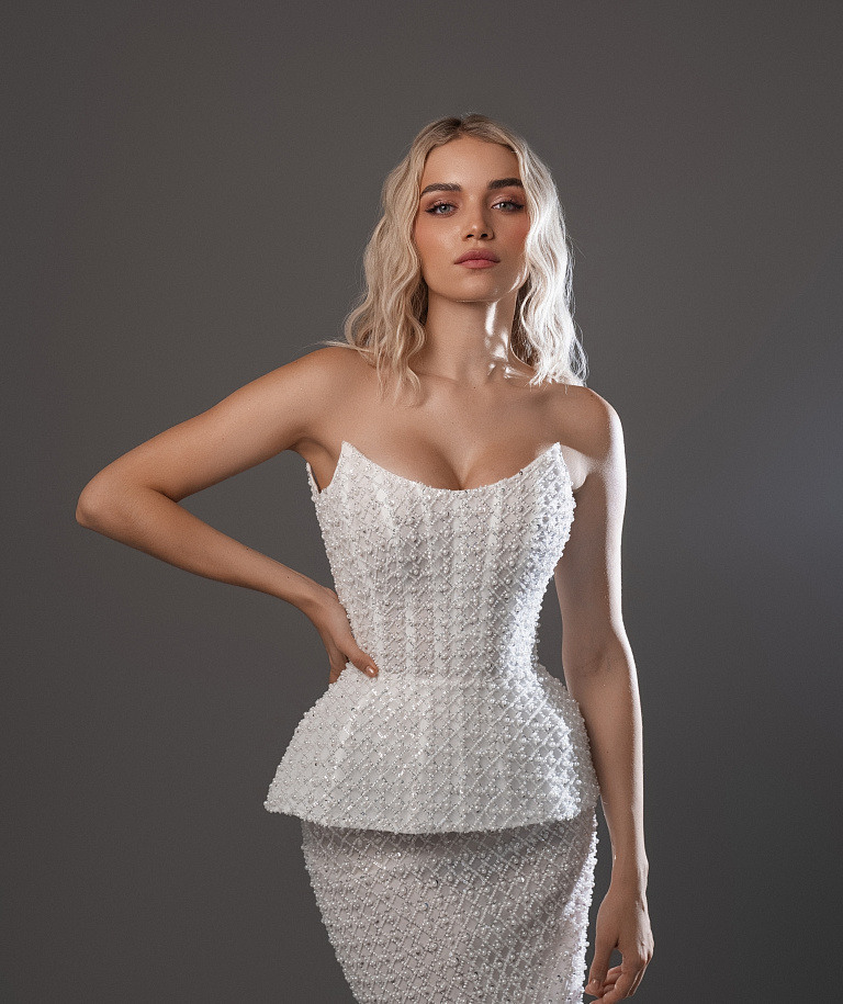 Роскошный комплект расшитый бисером и жемчугом