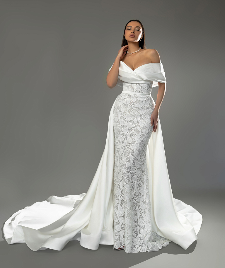 Роскошная кружевная русалка со съемным шлейфом