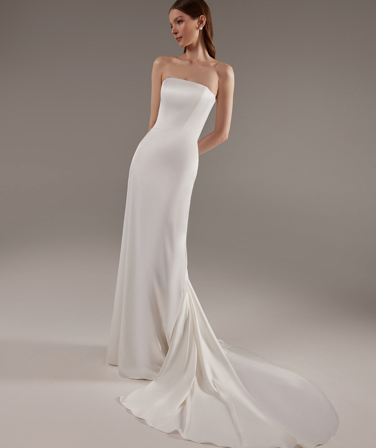 Русалка из атласа-стрейчас со съемными рукавами-клешь