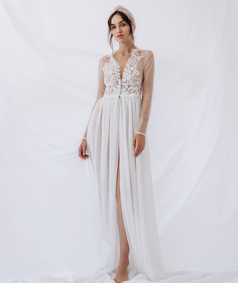 Свадебный халатик из шифона с кружевом