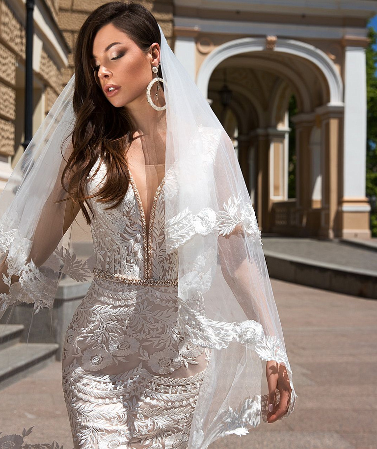 Длинная фата с плетеным кружевом