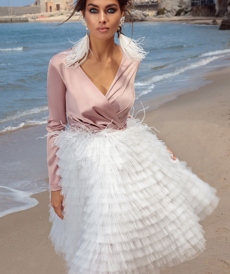 Нежное свадебное платье-трансформер