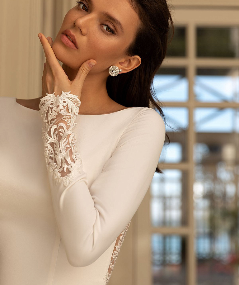 Свадебное платье русалка с кружевными вставками