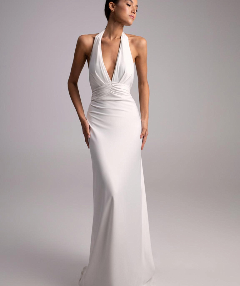 Шелковистое свадебное платье в греческом стиле