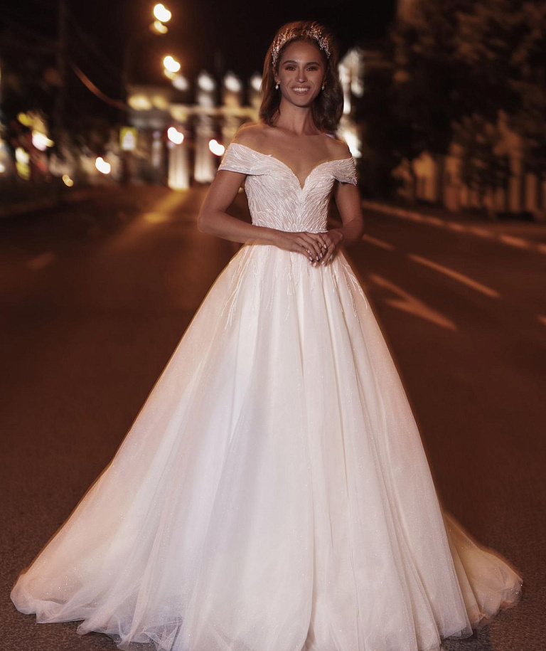 Классическое пышное свадебное платье