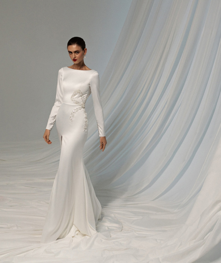 Атласное свадебное платье рыбка