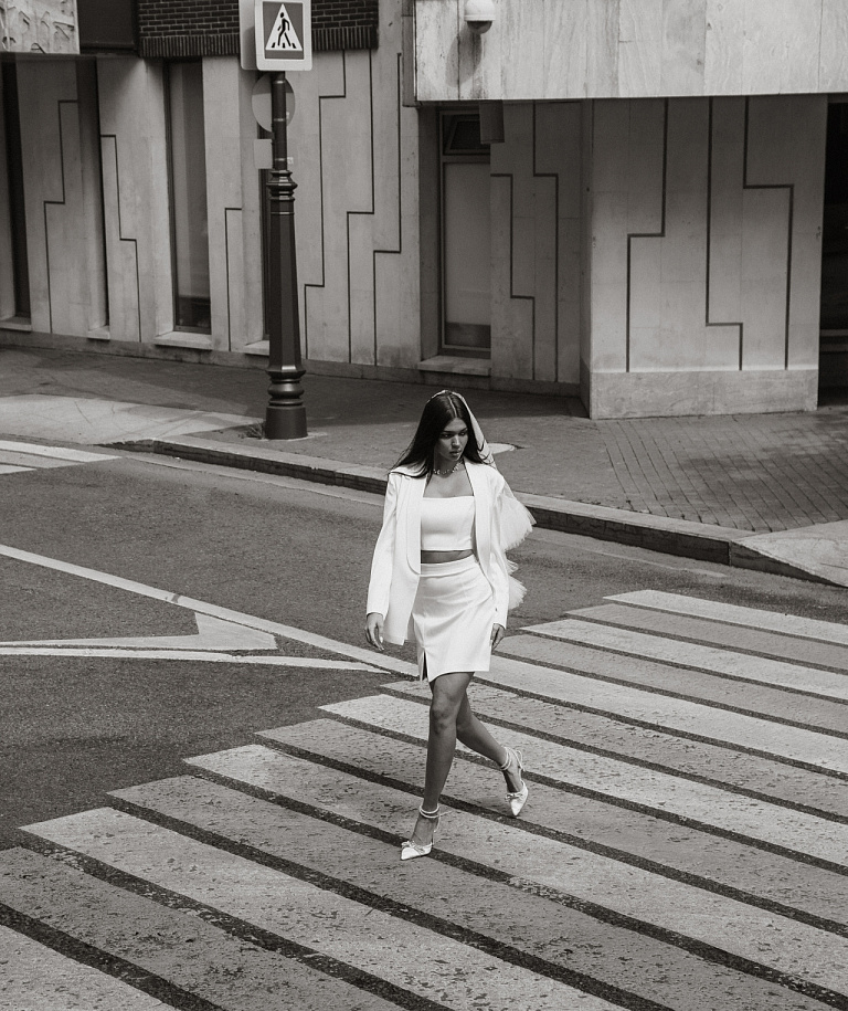 Свадебный костюм-тройка с юбкой