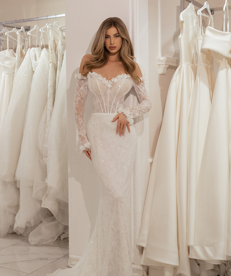 Свадебное платье русалка из кружева шантильи